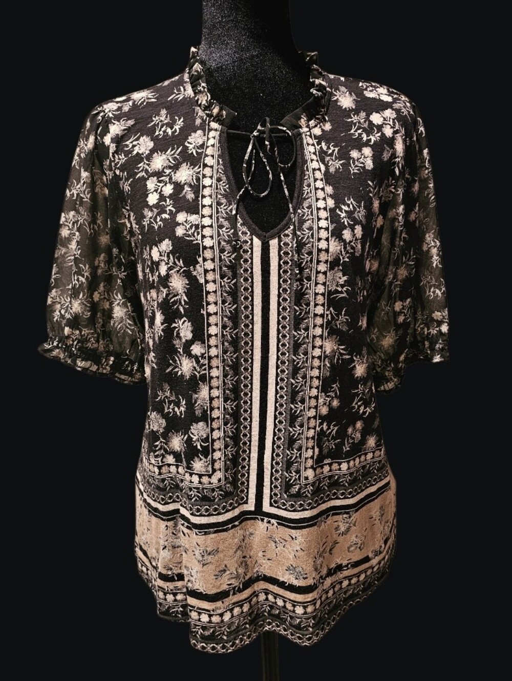 Lucky Brand Black & Cream Floral Tie-Front Tunic